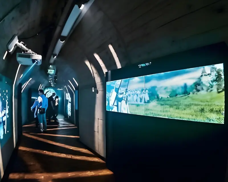 Immersive feature image